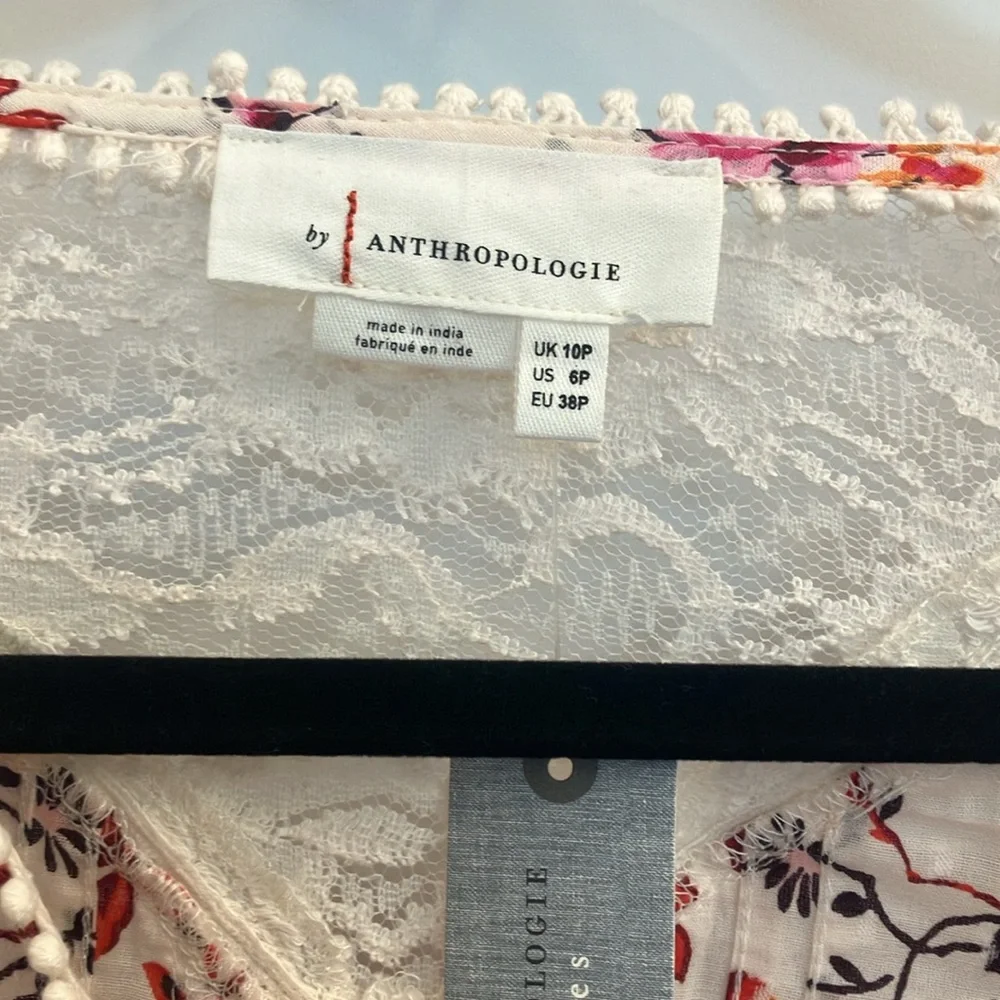 Anthropologie Puff-Sleeved Lace Buttondown